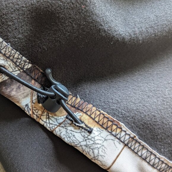 Realtree Women's Size M Black and White Camo jacket - Picture 8 of 8